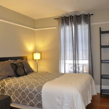 Moncton Suites - Apartments Across Georges Dumont Екстер'єр фото