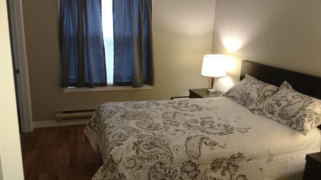 Moncton Suites - Apartments Across Georges Dumont Екстер'єр фото